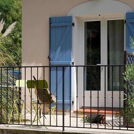 Les Manaux En Provence Bed & Breakfast Roquevaire Exterior photo